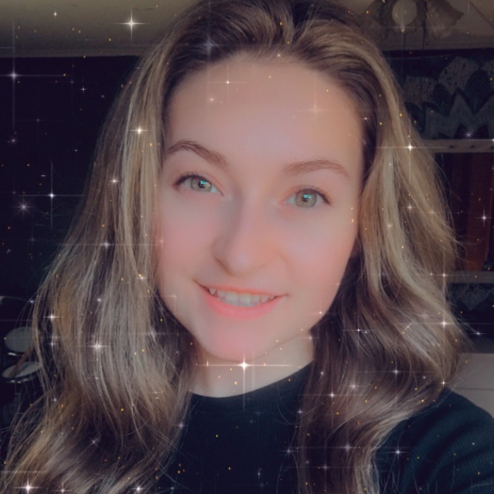 Meet your Posher, Emily